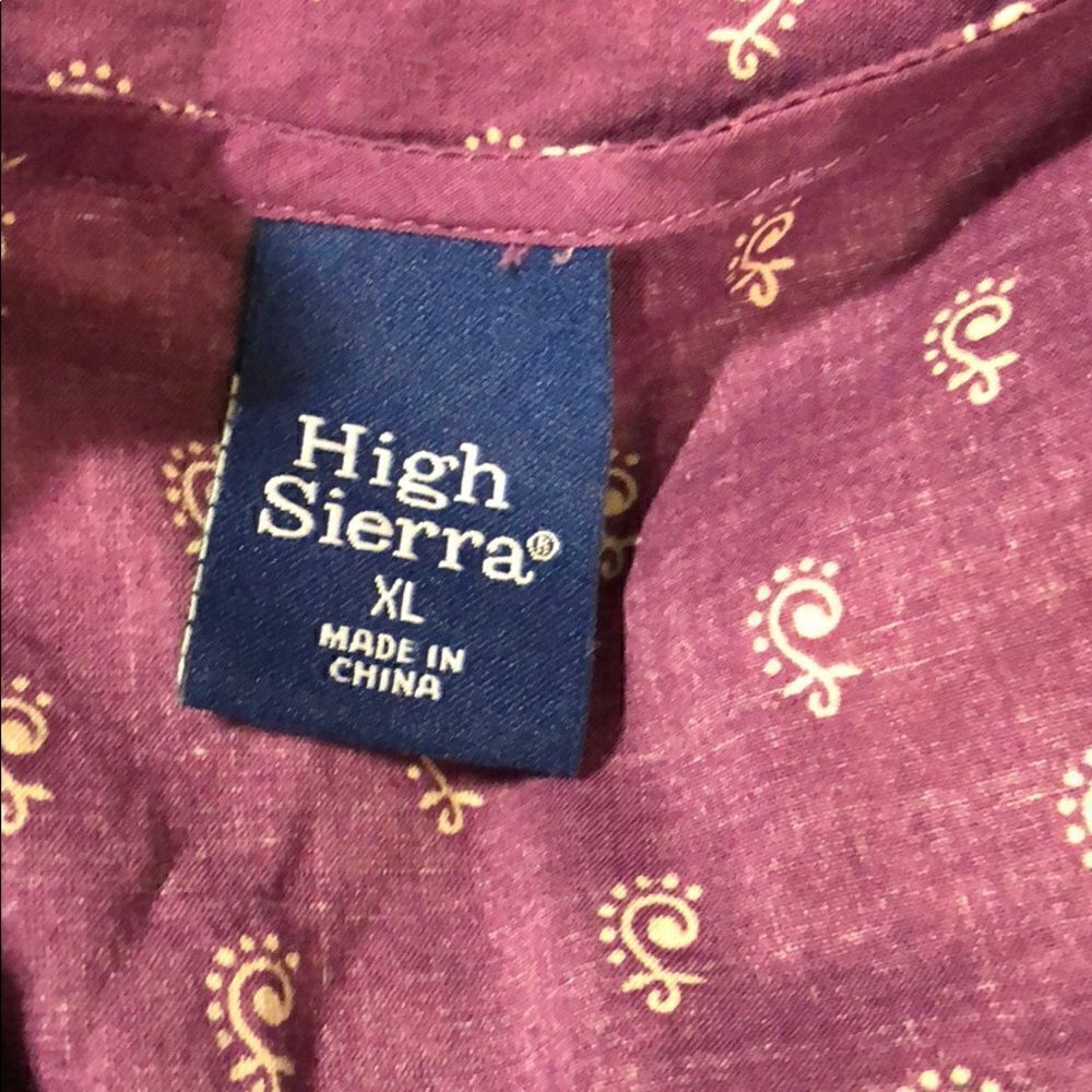 High Sierra top size XL  - Picture 2 of 7